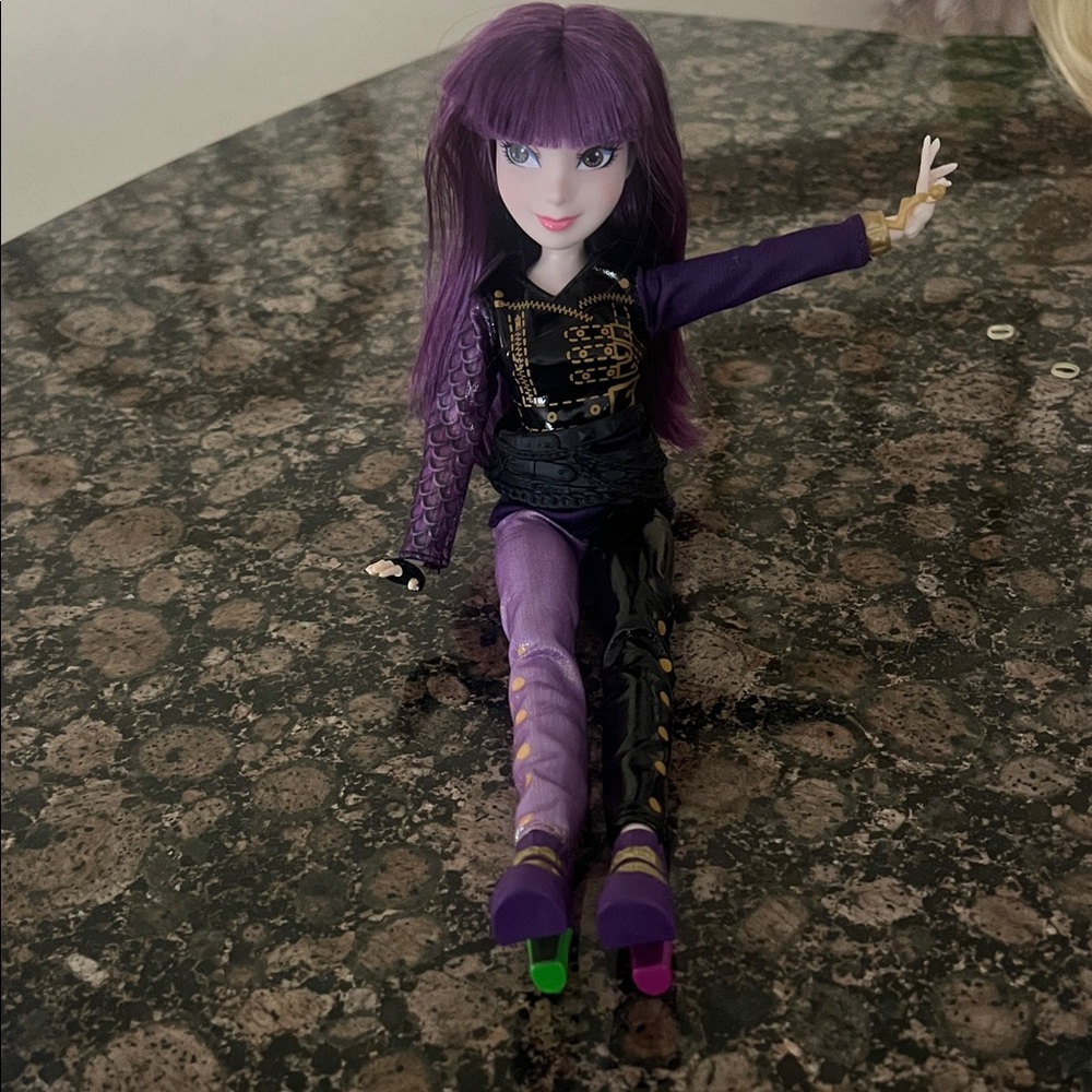 New Disney Descendants Enchanted Sea Doll